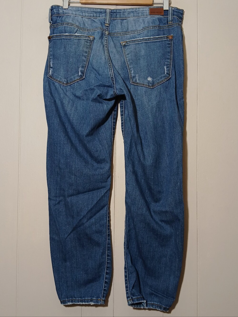 $15 Judy Blue Jeans Relaxed Fit Distressed Stretch Denim JB8271DK - Picture 5 of 9